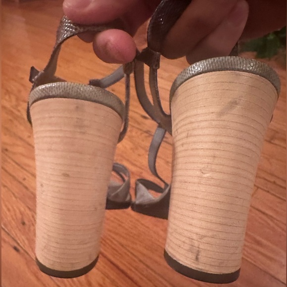 ICONIC GUCCI T STRAP HEELS SANDALS SIZE 8 - Picture 8 of 16